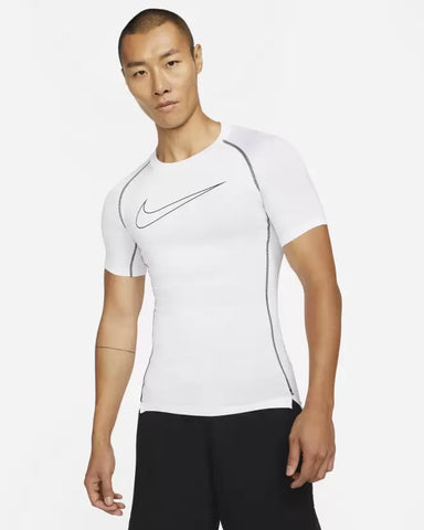 Men Solid Round Neck T-Shirt Solid Men Regular Shorts Nike
